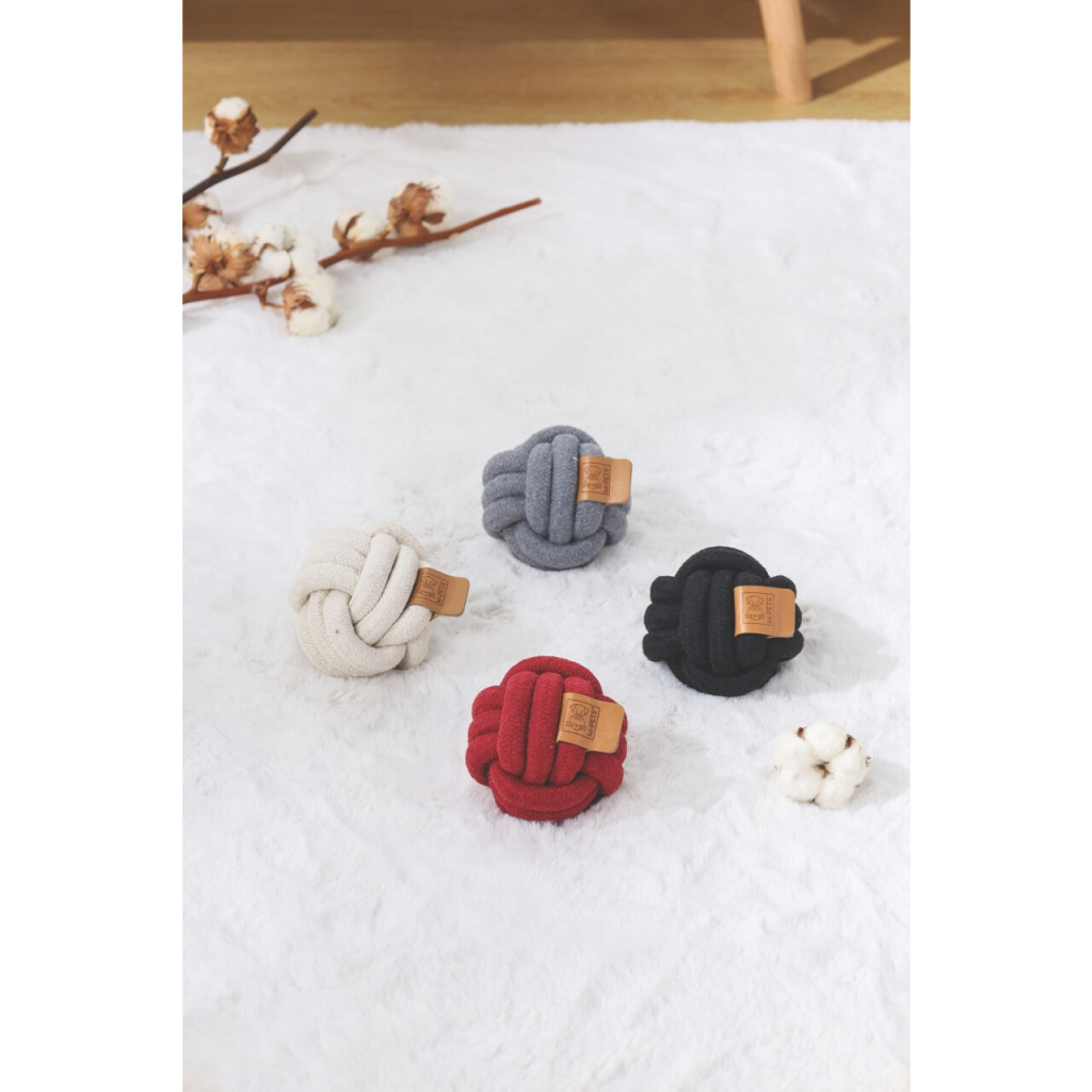 M-Pets Örgü Top Köpek Oyuncağı 6,5cm (Kırmızı) — görsel 2